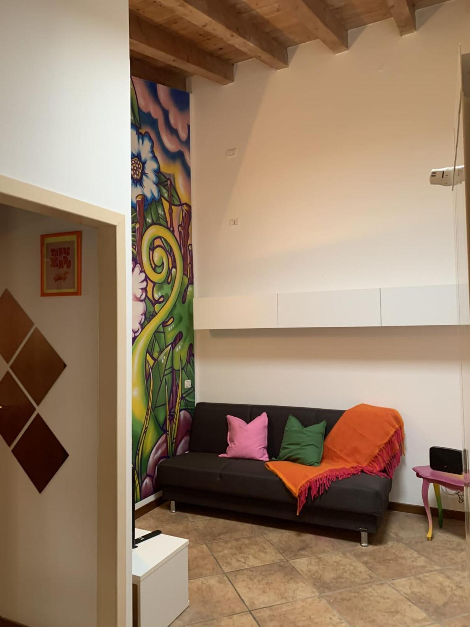 Pati Bilocale - Graffiti'S Apartment แบร์กาโม ภายนอก รูปภาพ