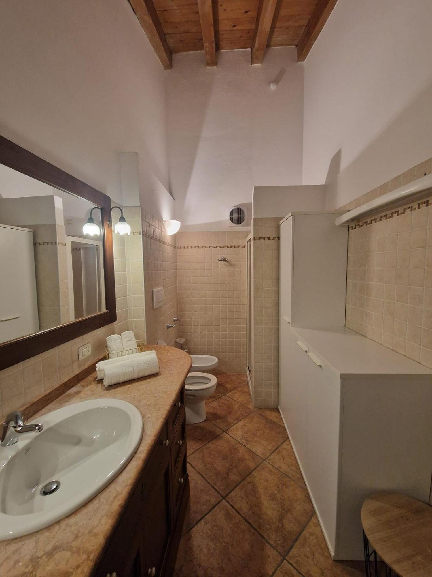 Pati Bilocale - Graffiti'S Apartment แบร์กาโม ภายนอก รูปภาพ